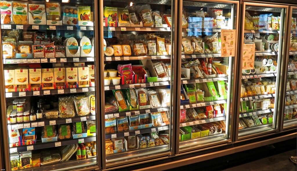 refrigerator interior food smell cause